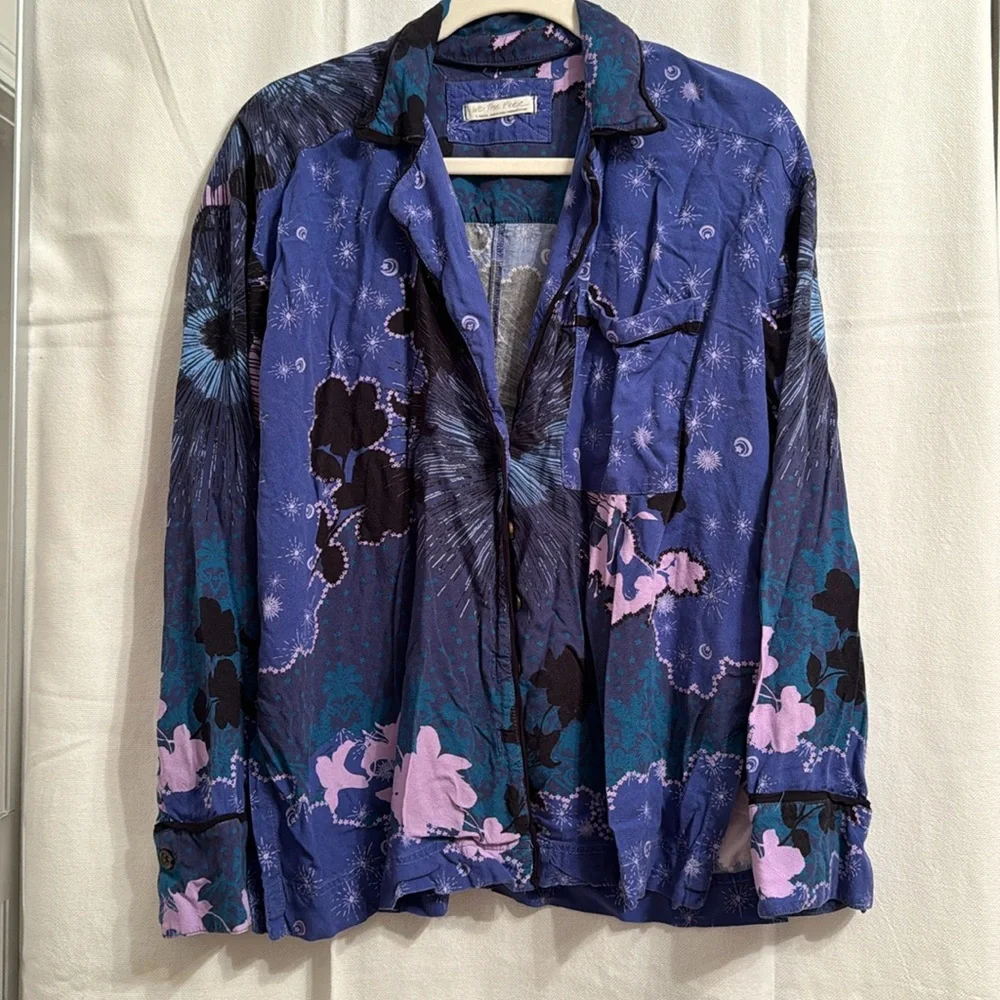 Free People/ We The Free/ Living Good Vibrations Buttondown | Size XS